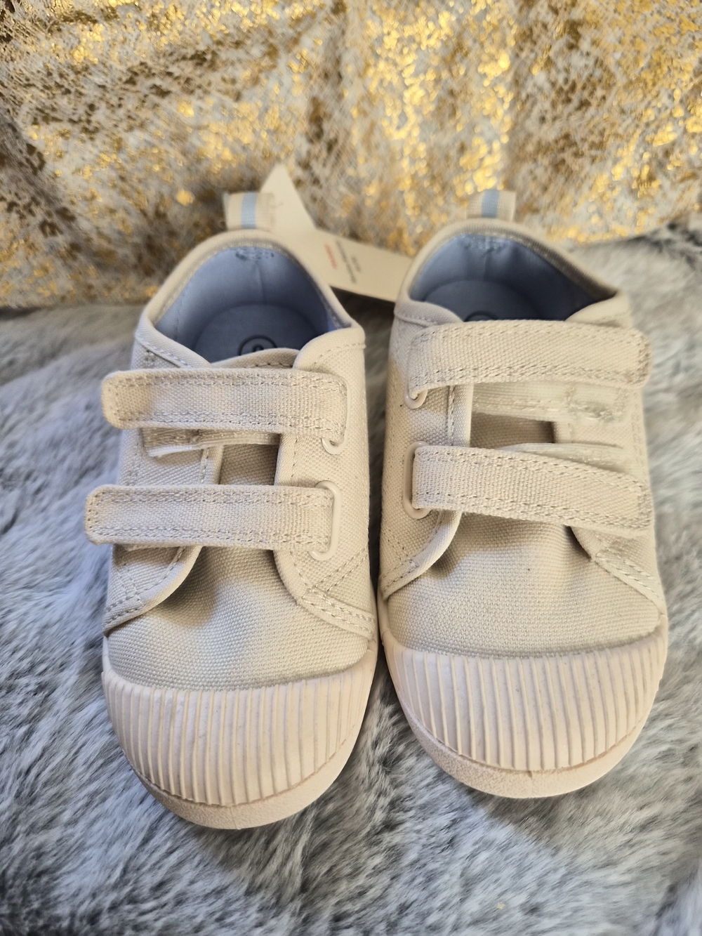 Cat & Jack Cream Canvas Velcro Kids Sneakers